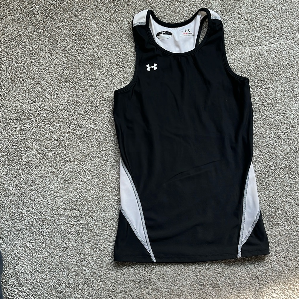Under Armour running top